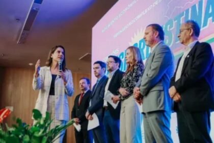 Governadora Raquel Lyra reforça compromisso de Pernambuco com a retomada da Transnordestina e destaca o impacto da ferrovia para o desenvolvimento do Estado Governadora Raquel Lyra reforça compromisso de Pernambuco com a retomada da Transnordestina e destaca o impacto da ferrovia para o desenvolvimento do Estado