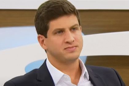 JOÃO CAMPOS VIRA ALVO DE PEDIDO DE IMPEACHMENT APÓS MUDANÇA EM CONCURSO PARA BENEFICIAR CANDIDATO JOÃO CAMPOS VIRA ALVO DE PEDIDO DE IMPEACHMENT APÓS MUDANÇA EM CONCURSO PARA BENEFICIAR CANDIDATO