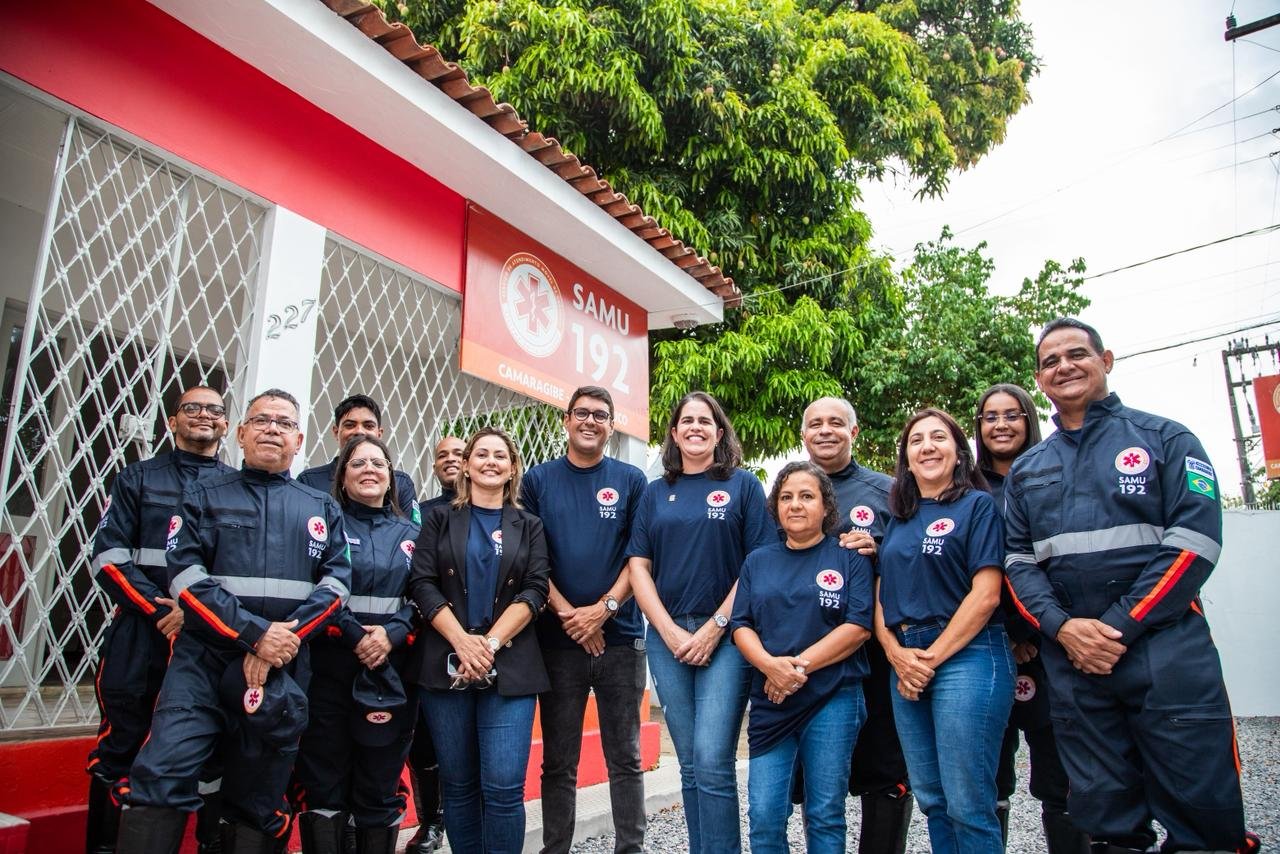 PREFEITURA DE CAMARAGIBE REQUALIFICA SEDE DO SAMU, NA VILA DA INABI, E OTIMIZA OPERAÇÃO E ASSISTÊNCIA A POPULAÇÃO PREFEITURA DE CAMARAGIBE REQUALIFICA SEDE DO SAMU, NA VILA DA INABI, E OTIMIZA OPERAÇÃO E ASSISTÊNCIA A POPULAÇÃO